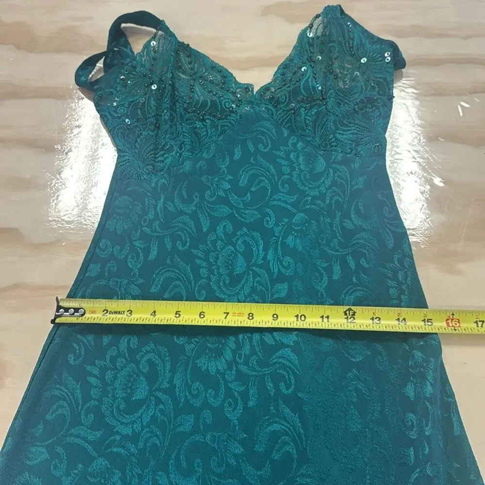 Vintage Victoria’s Secret Emerald Green Lace Sequin Midi Slip‎ Large